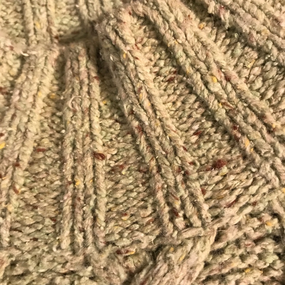 Sweater - Picture 4 of 7